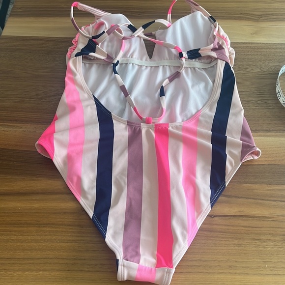 XHILARATION CROSS OPEN BACK ONE PIECE SWIMSUIT PINK STRIPE - Picture 5 of 9